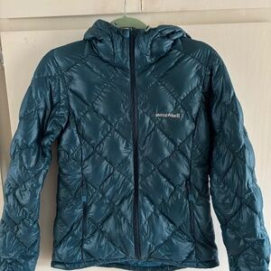 Montbell Superior Down Parka - Women's M, color:  Peacock